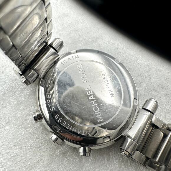 Michael Kors Parker MK5353 Quartz Watch at Ormoda Michael Kors MK5353 Silver-Tone Crystal Bezel Chronograph Quartz Watch